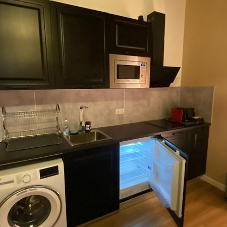 Rotterdam Inn Bagian luar foto