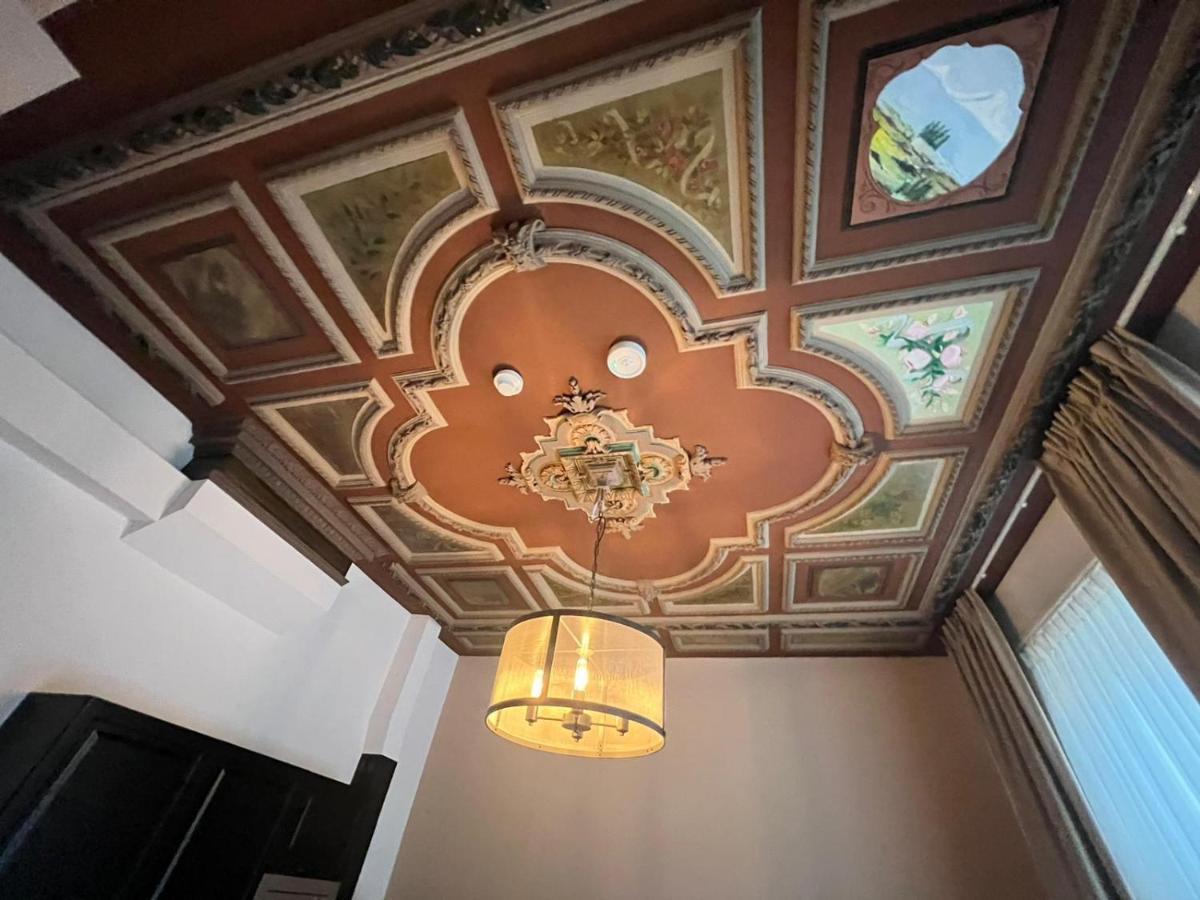 Rotterdam Inn Bagian luar foto