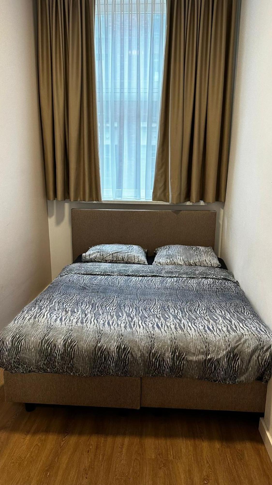 Rotterdam Inn Bagian luar foto