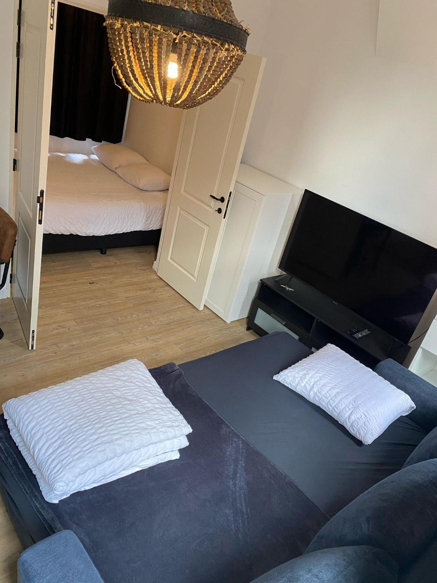 Rotterdam Inn Bagian luar foto