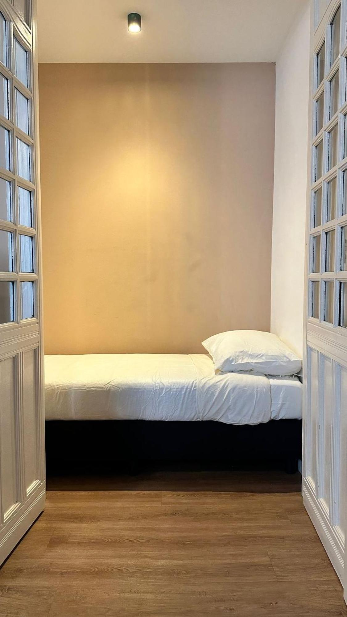 Rotterdam Inn Bagian luar foto